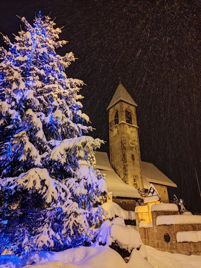 Mansarda La Soffitta Aparthotel Domegge di Cadore Luaran gambar